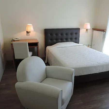 Gama Hotel 3*