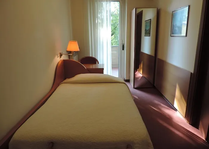 Hotel Gama 3*